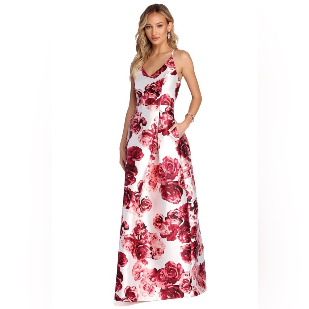 NWT Windsor Joanna Formal Floral Satin Dress